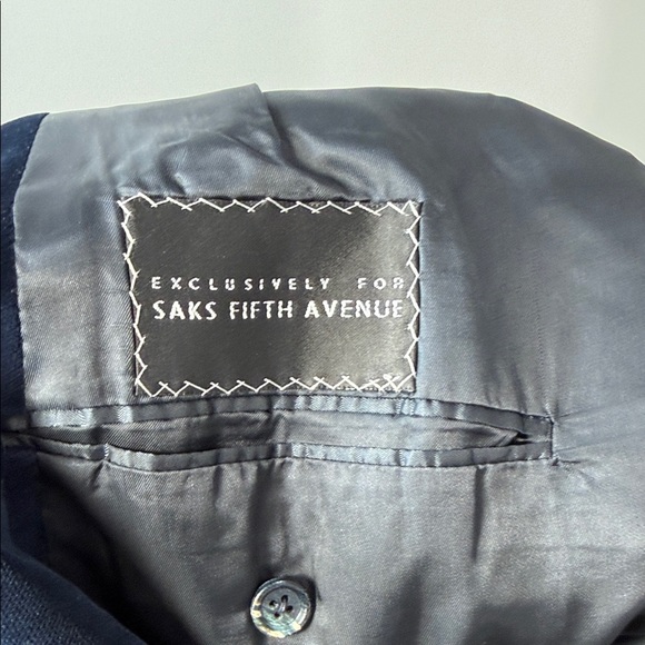 Edgar Pomeroy Saks Fifth Avenue Luxurious Velvet Blazer with Gold Accents - Picture 9 of 12